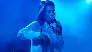 Mitski  Happy live performance Amsterdam [upl. by Davidde997]