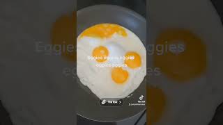 Veggies eggies eggs egg eggrecipe eggcurry oogies [upl. by Nitsirt]