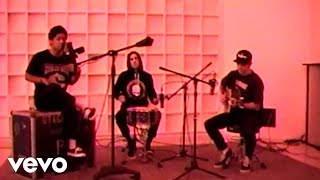 KennyHoopla  estella feat Travis Barker Acoustic Performance [upl. by Ruprecht]