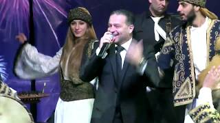 Nicolas el osta zahleh on stage نقولا الاسطا زحله يا دار السلام عالمسرح [upl. by Elahcim]