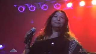 Yvonne Elliman  Hello Stranger live 1977 [upl. by Fronia]