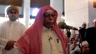 MasjidAlHaram Muadhin Shiekh Ali Ahmed Mulla Performs Adhan in Malaysia [upl. by Haerdna63]