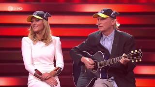 Helene Fischer im Duett mit Otto Waalkes  Im Wagen vor mir  Henry Valentino Cover  Show ZDF HD [upl. by Nanyk848]