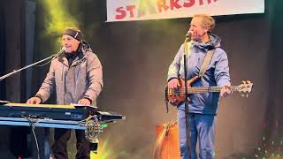 Alpenstarkstrom in Riezlern Video 13 am 20022024 Schneemanntreff mit Alpenstarkstrom Partyband [upl. by Dammahom339]