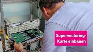 So schnell geht der Einbau einer SuperVectoringKarte in einen Verteilerkasten [upl. by Alitta]