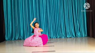 Pihu BOLE pihu bole  Parineeta  Vidya Balan  Dance Performance  Aaditri [upl. by Ecineg137]