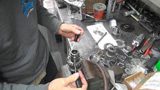 113 197084 4speed revtech shovelhead transmission rebuild 74quot 80 ratchet top harley tatro machine [upl. by Nuahsar524]