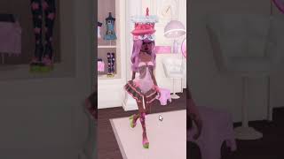 Esse chapéu de bolo fica ótimo pra esse tema e temas de aniversário 🍰 dresstoimpress dti roblox [upl. by Hicks182]