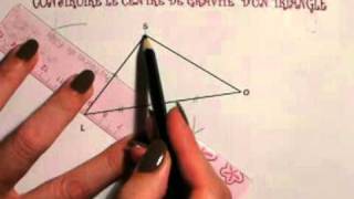 Construire le centre de gravité dun triangle [upl. by Ahsyat]