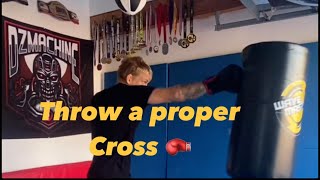 Throwing a Proper Cross boxing mma striking shadowboxing muaythai kickboxing sports [upl. by Mariann]