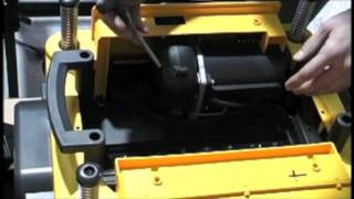 How to Change the Blades in a Dewalt DW735 Planer [upl. by Charmain]