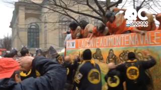 CARNEVALE IVREA  LA BATTAGLIA DELLE ARANCE [upl. by Annaehs746]