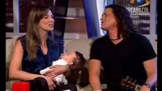 CARLOS VIVES Y SU REINA CANTANDO VALLENATO 6 ENTREVISTA EN CARACOL [upl. by Havard]