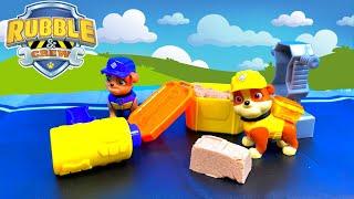 Come Play with Rubble and Crew Rubble and Mix make Bricks with Kinetic Sand Paw Patrol [upl. by Devad]