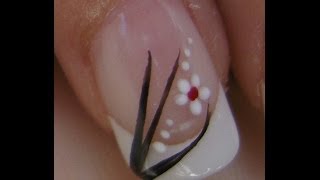 decoracion uñas flores sencillas flower nail art [upl. by Helli]