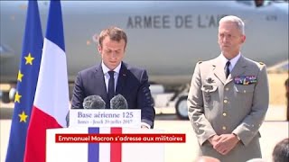 Démission du général de Villiers  quotJe tiens à lui rendre un chaleureux hommagequot Macron [upl. by Cram929]