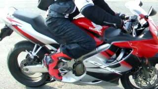 Honda Cbr 600 f4i No Exhaust [upl. by Odrawde]