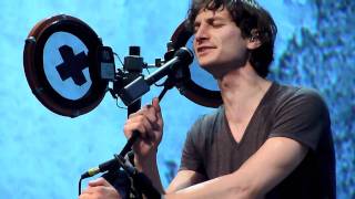 Gotye  Somebody That I Used To Know  Live Paradiso [upl. by Adnirem]