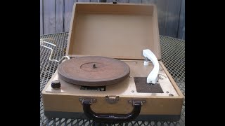 Repair of a Phonola 78 rpm record player [upl. by Spindell30]