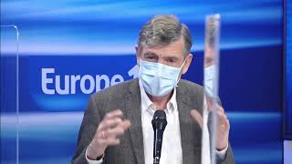 Professeur Éric Caumes  quotLe pass vaccinal est une erreurquot [upl. by Silvana]