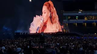 Beyoncé  quotResentmentquot live in London [upl. by Warga]