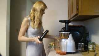 Omega VRT 350 Juicer Review [upl. by Genesia]