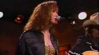 Patty Loveless and Dwight Yoakam  Message to my Heart live [upl. by Htiduy]