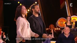 Cyril Hanouna invite une fan à faire la danse de lépaule [upl. by Renzo509]