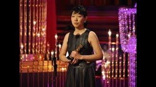 【日本アカデミー賞】安藤サクラ、涙の最優秀主演女優賞 “映画と育児”両立を宣言 [upl. by Nagar]