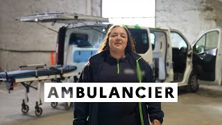 Ambulancier  transporter les patients [upl. by Glenine]