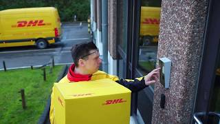 La journée d’un coursier DHL Express [upl. by Gut]