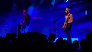 Queens of the Stone Age  Auto Pilot Michael Shuman on vocals Hobart 2024 [upl. by Annaitsirk517]