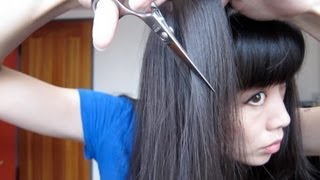 How to thin out your hair with shears or a razor [upl. by Munroe]