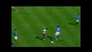 Roberto Baggio  Strepitosa rete al Napoli il 17091989 [upl. by Arst]