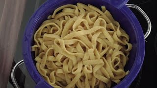 Tagliatelle aus dem Pasta Maker [upl. by Ydissahc]