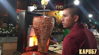 Tacos Al Pastor  LA GUERA  En Los Angeles CA [upl. by Harri]