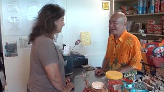 Owner of Hawaii snack shop prides himself on making customers smile — even if he cant see it [upl. by Eldon410]