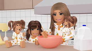 BAKING HALLOWEEN TREATS WITH THE FAMILY  Bloxburg Family Roleplay [upl. by Bradman63]