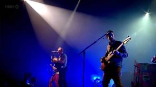 Coldplay HD  Shiver Glastonbury 2011 [upl. by Urina]