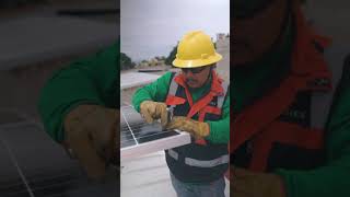 Instalar Sistema de ENERGIA SOLAR en Vivienda Ideal para Cortes de Luz [upl. by Nylsirk]