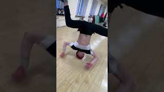 Headspin powermove Break dance Volga [upl. by Arfihs]