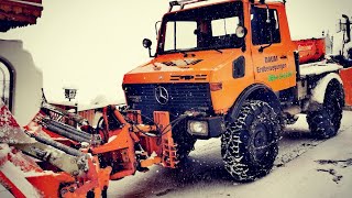 Schneeräumung Winterdienst Unimog Power in den Bergen Jän 2022🌨️ snowplowing in the mountains [upl. by Ahseat]