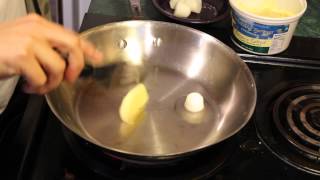 Scrambled Eggs That Dont Stick in a Stainless Steel Pan [upl. by Woodman462]