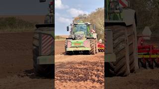 FENDT Tractor with Vaderstad Topdown [upl. by Yniar34]