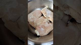 How to defrost chicken Quickly best tip ytshorts [upl. by Lezirg]