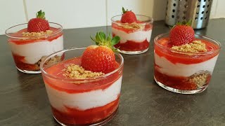 Recette de verrine à la fraises facile sans cuissonverrine sucrée [upl. by Nahtanaoj]