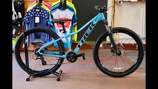 Trek Marlin 5 2022  Quick Review and close up look [upl. by Newbill]