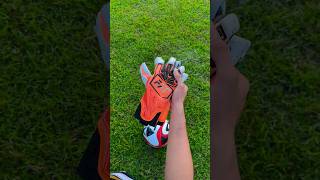 sarung tangan  gloves kiper terbaik [upl. by Shirlee394]