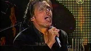 Luis Miguel  Que tristeza  Chile 2003 [upl. by Arda747]