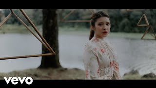 Tiara Andini  Usai Official Music Video [upl. by Orella638]